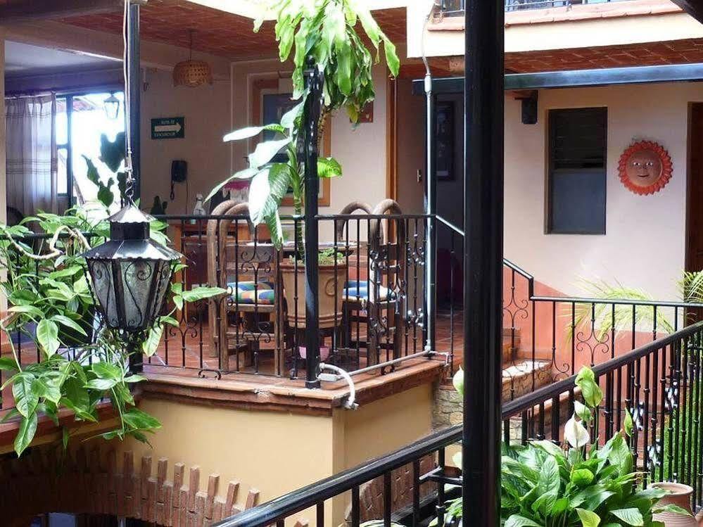 Hotel Cazomalli Oaxaca Экстерьер фото